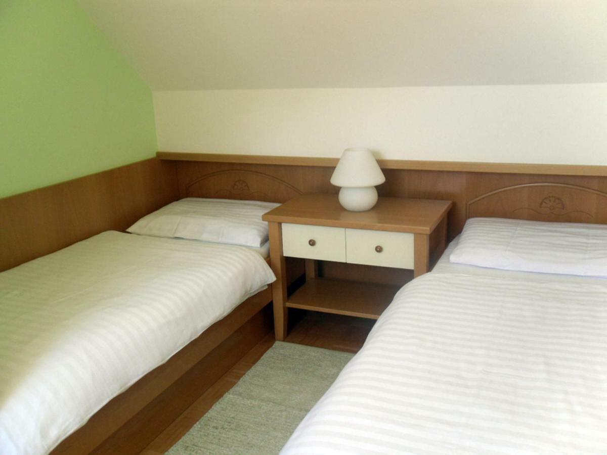 Apartmaji Hribar Pr'Ostank Kamnik Exterior foto
